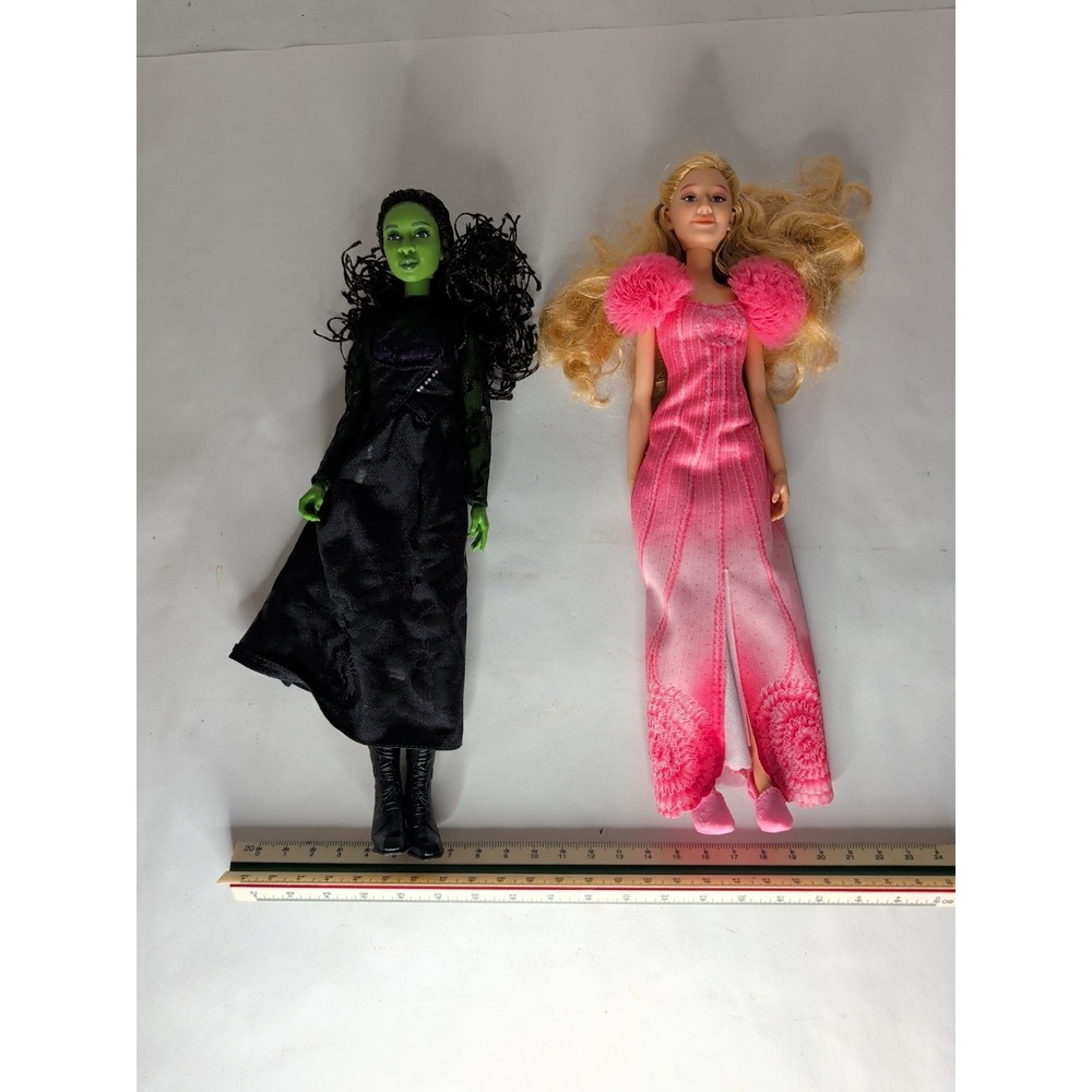 Mattel Wicked Singing Glinda Fashion Doll & Elphaba No Hat Wizard of Oz Set